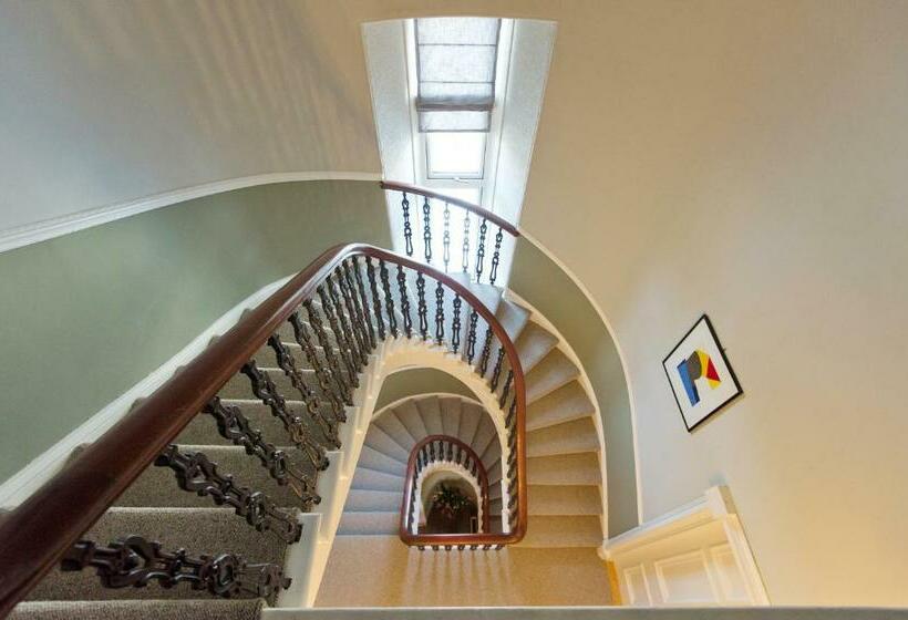 مبيت وإفطار Greenland House