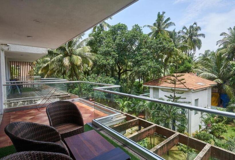 Eternal Wave By Happyinch