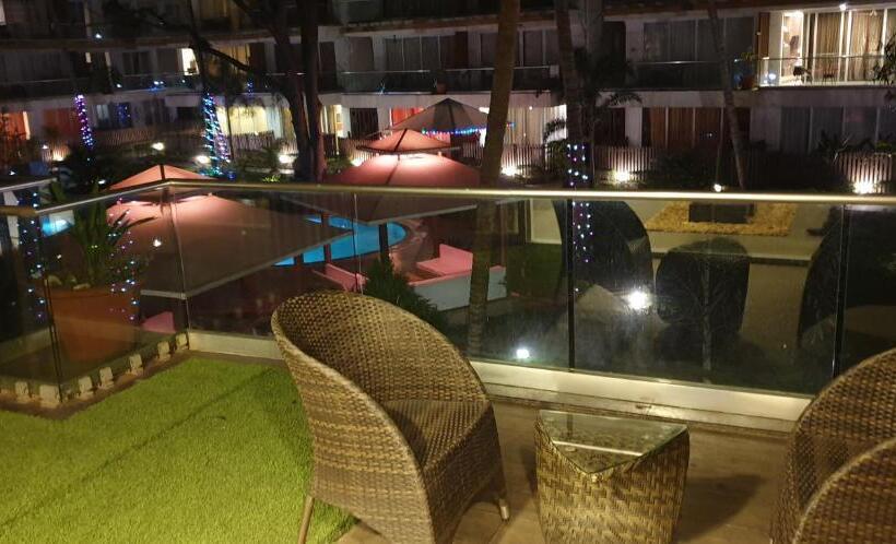 Eternal Wave By Happyinch