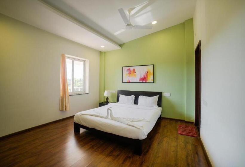 Eternal Wave By Happyinch