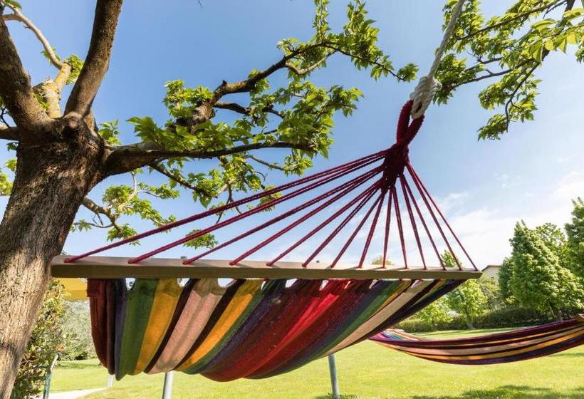 هتل Agriturismo Casolare Lucchese