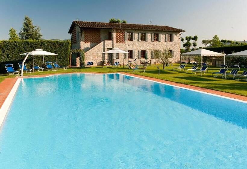 هتل Agriturismo Casolare Lucchese