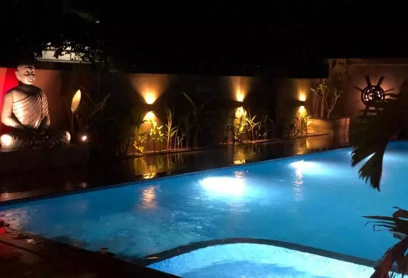 Hotelli Alleppey Haven Beach Villa