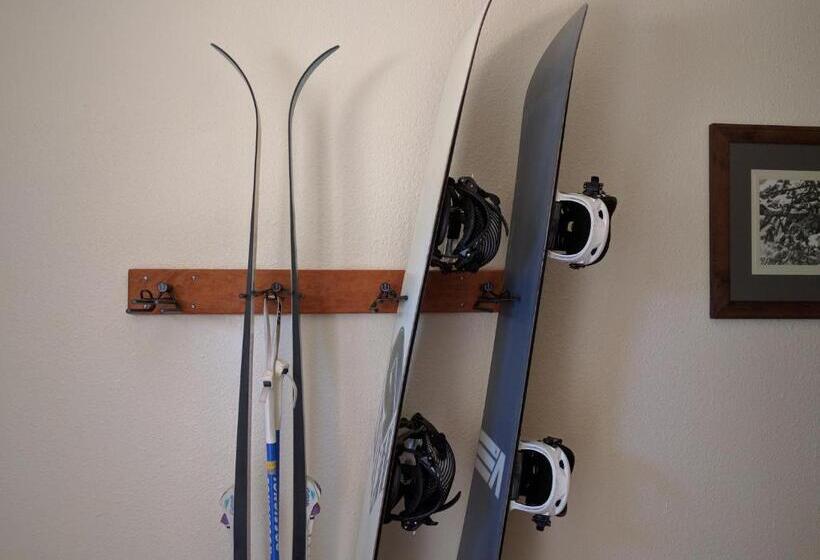 ペンション Ivacaz   Pagosa On The Golf