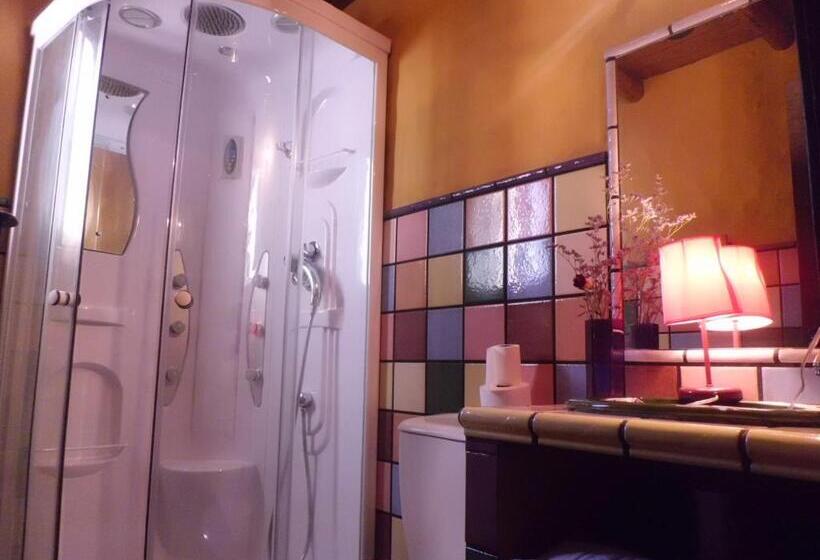 ペンション Jade