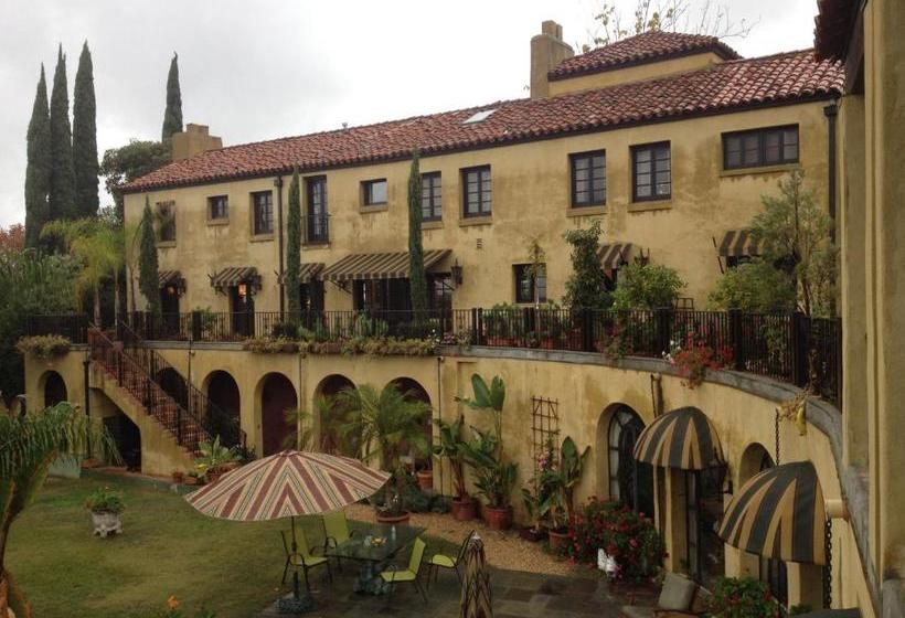 بنسيون The Villa Sophia Guest House