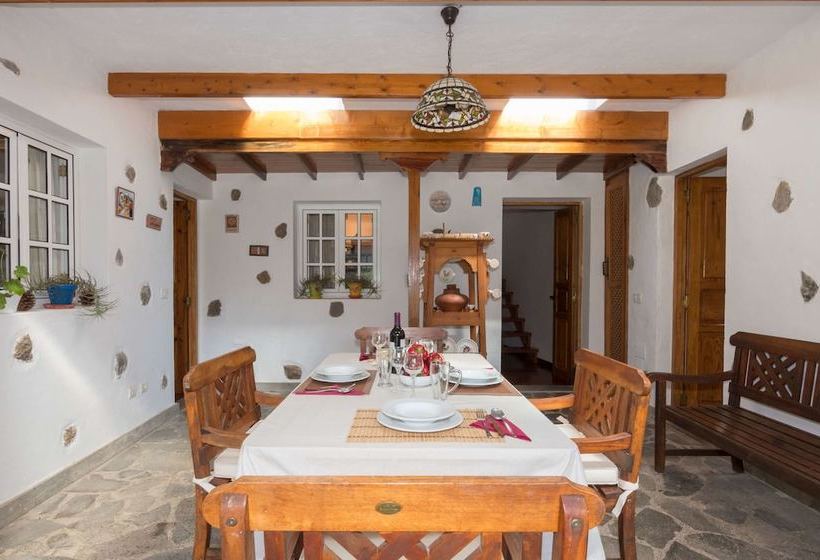 Casa Tradicional En Valleseco