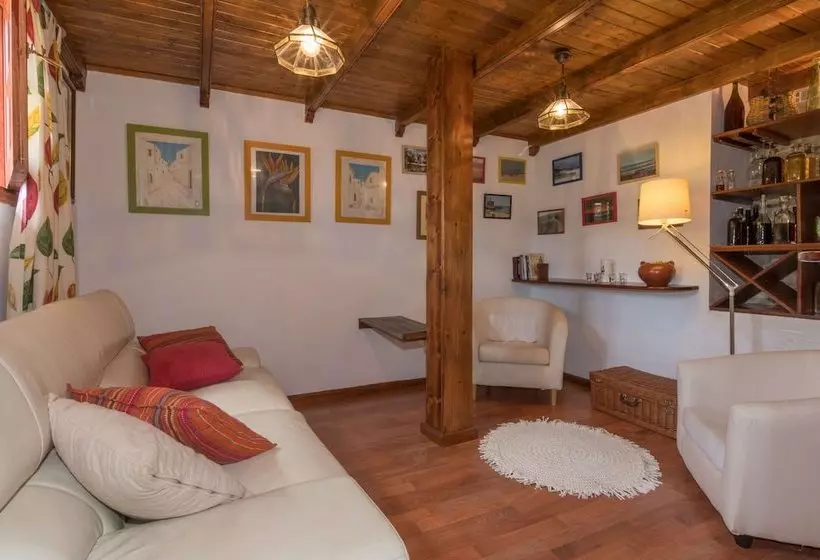 Casa Tradicional En Valleseco