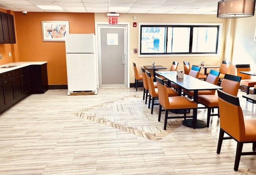 فندق Surface Inn Brooklyn