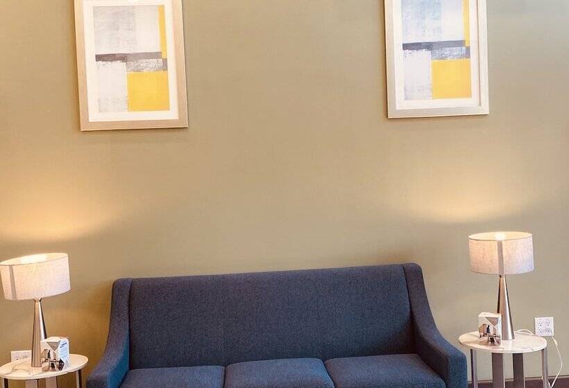 فندق Surface Inn Brooklyn