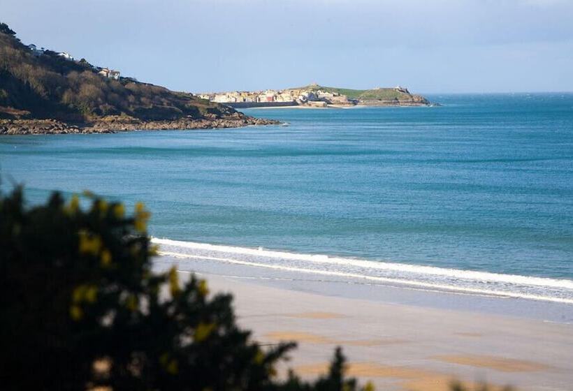 リゾートホテル St Ives Holiday Village