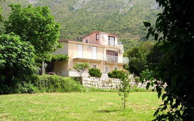 فندق Mira Apartments