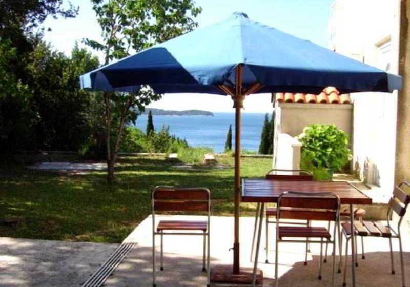 فندق Mira Apartments