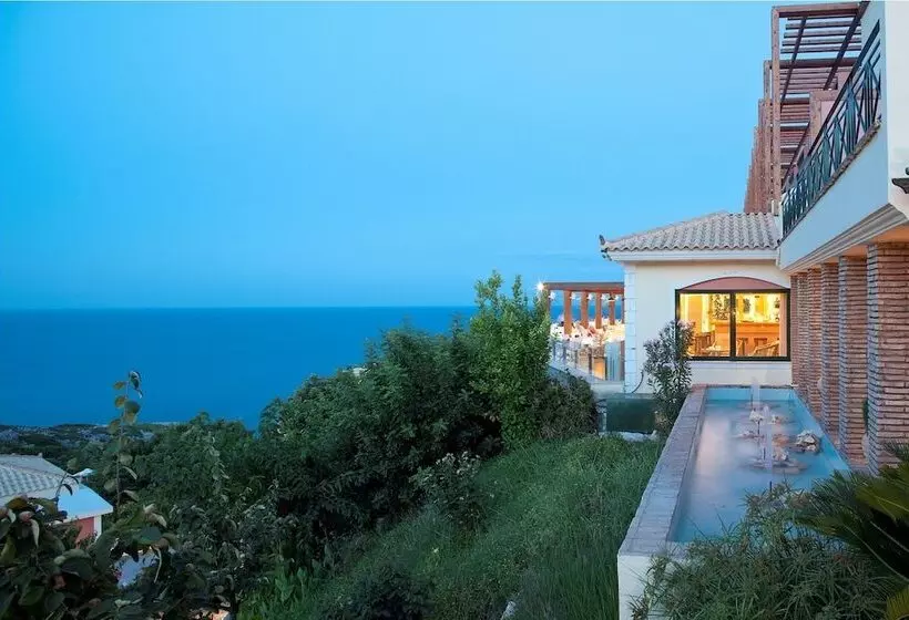 Louis Apostolata Island Resort