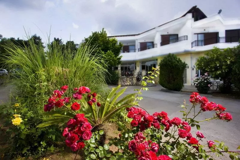 Hôtel Across Paschos