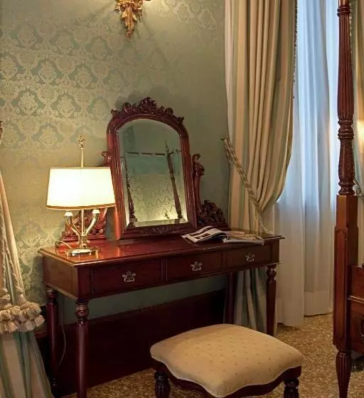 هتل Al Ponte Dei Sospiri