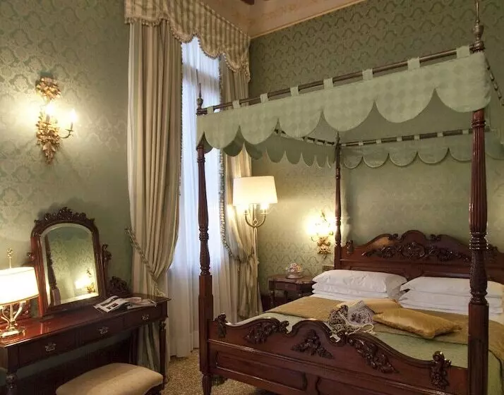 هتل Al Ponte Dei Sospiri