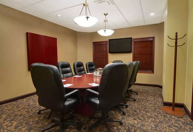 ホテル Best Western Plus Winnipeg Airport