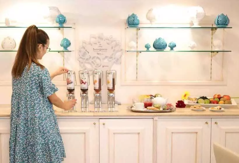 Отель Castel Miramonti