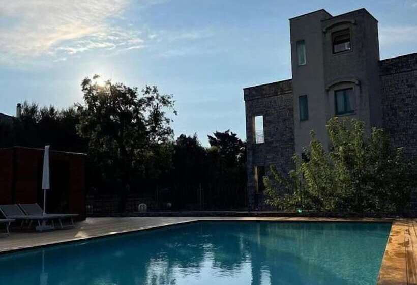 Hotel Castel Miramonti