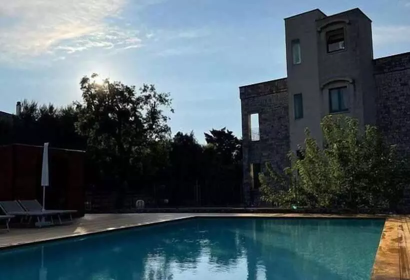 Отель Castel Miramonti