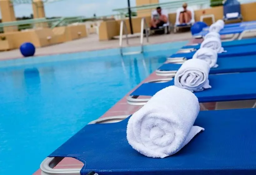 酒店 Daphne Holiday Club