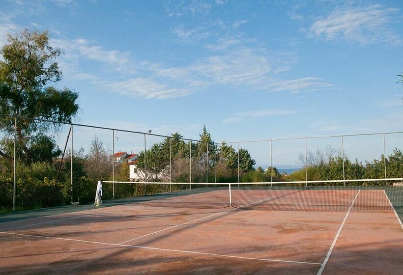 فندق Daphne Holiday Club