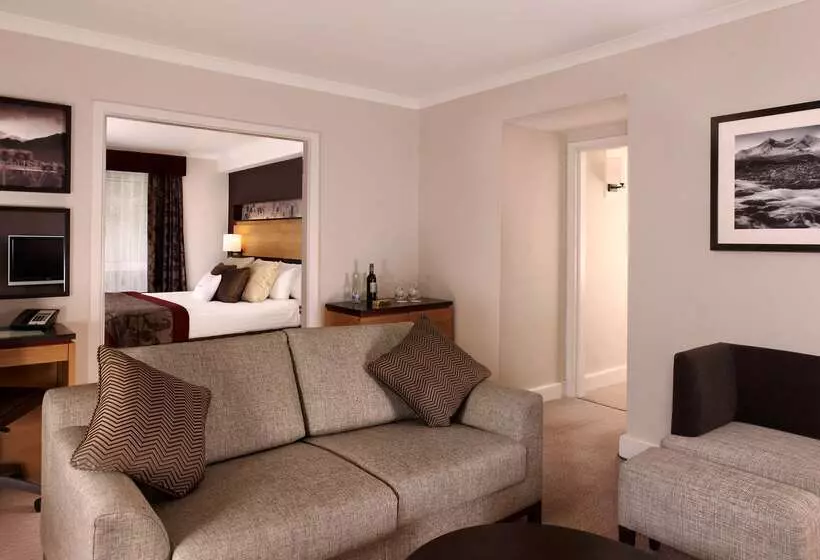 בית מלון כפרי Doubletree By Hilton Dunblane Hydro