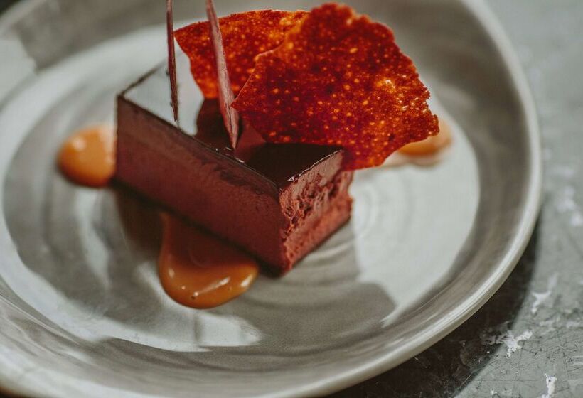 فندق Doubletree By Hilton Dunblane Hydro