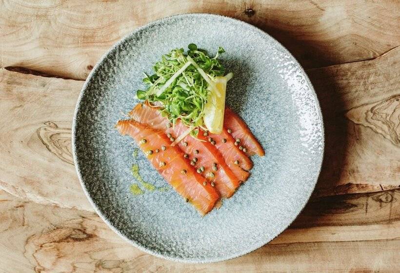 فندق Doubletree By Hilton Dunblane Hydro