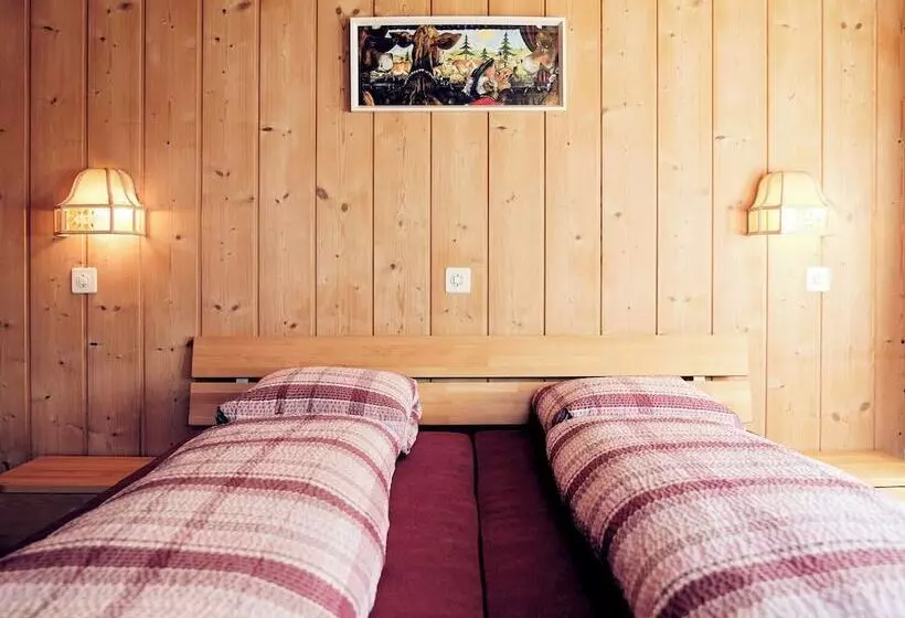 Отель Gasthaus Hof