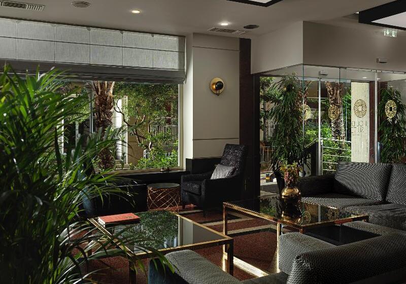 فندق Holiday Suites