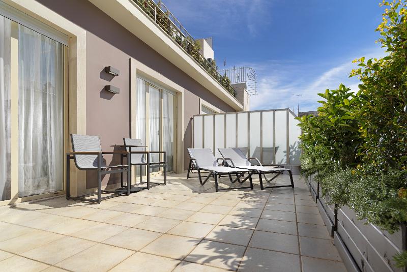 فندق Holiday Suites