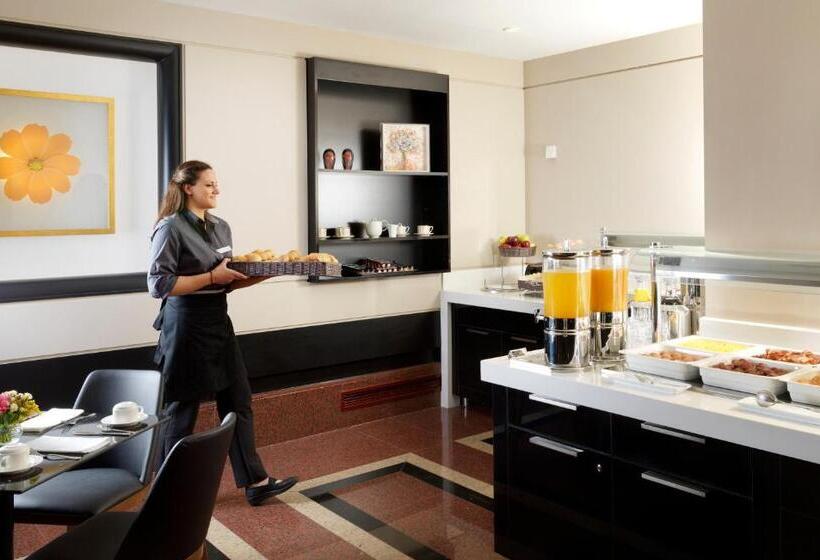 فندق Holiday Suites