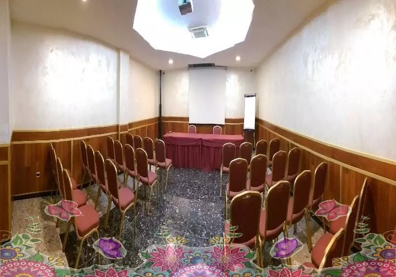 בית מלון כפרי Meeting