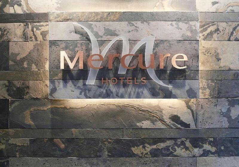Mercure Cardiff Holland House Hotel & Spa