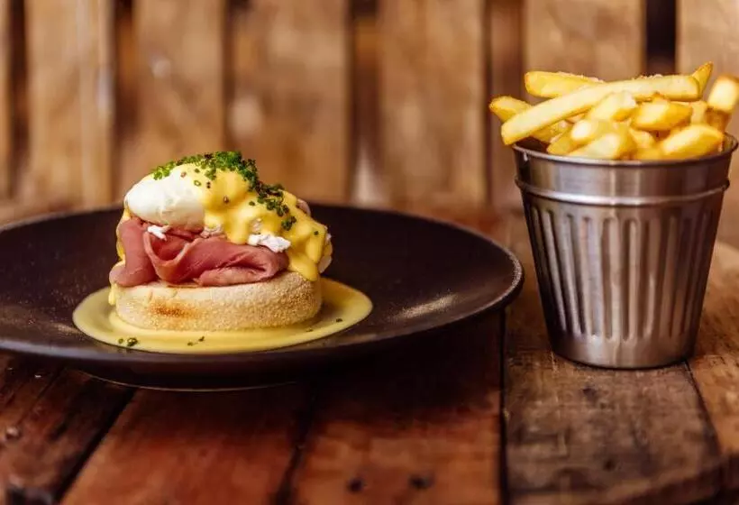 Radisson Blu Hotel London Stansted Airport