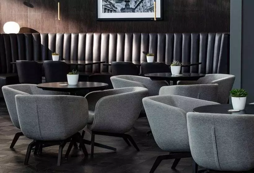 Radisson Blu Hotel London Stansted Airport