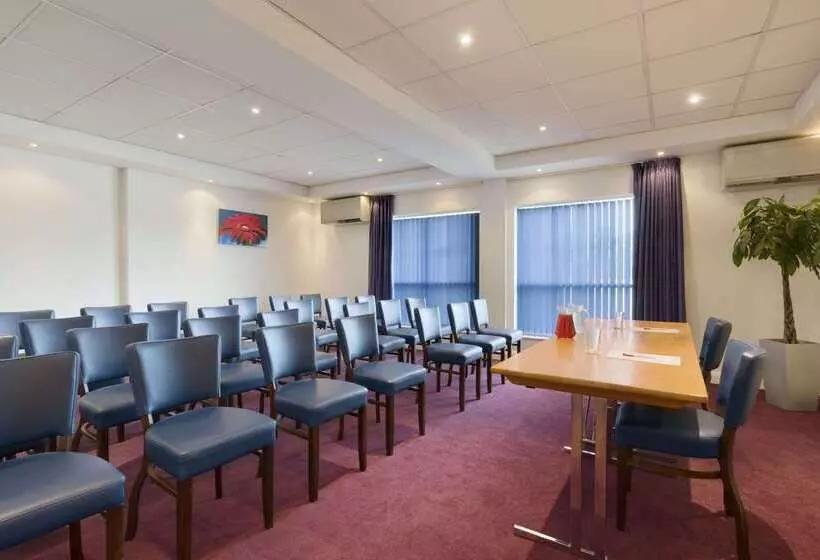 Hotel Ramada Wakefield