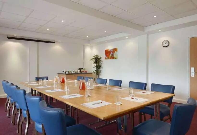 Hotel Ramada Wakefield