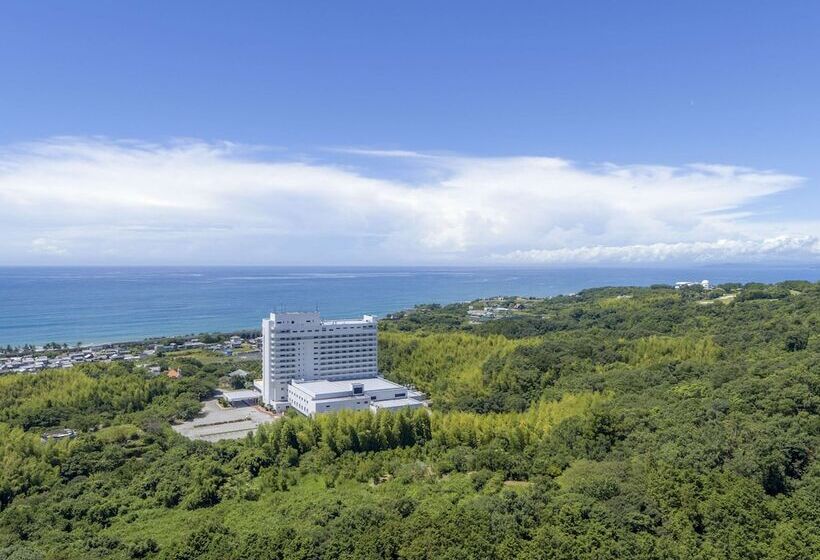 호텔 Mercure Kochi Tosa Resort & Spa