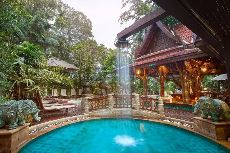 בית מלון כפרי Sawasdee Village