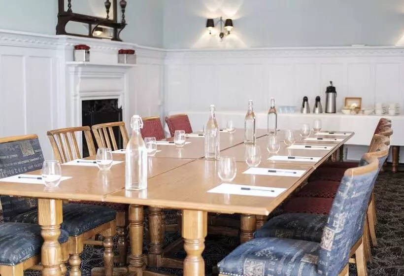 בית מלון כפרי The Fox & Goose