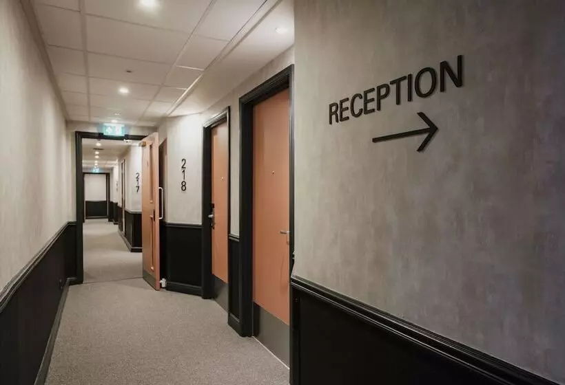 בית מלון כפרי The Fox & Goose