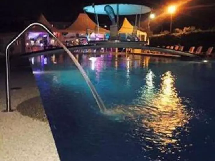 בית מלון כפרי Villa Isabela