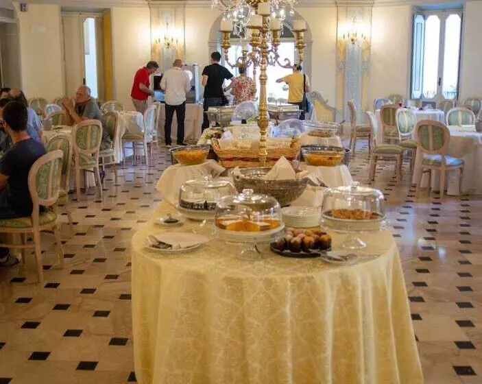 酒店 Villa Tuscolana