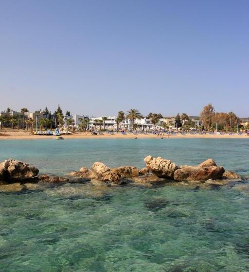 Marismare Apartments