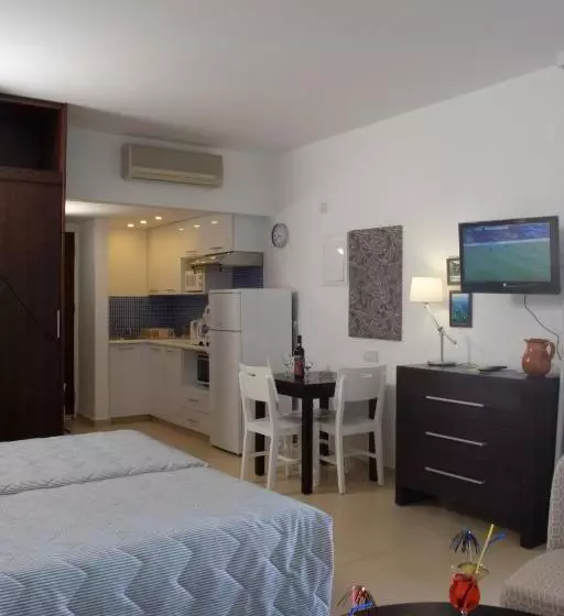 Marismare Apartments