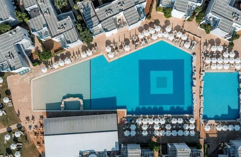 Marismare Apartments