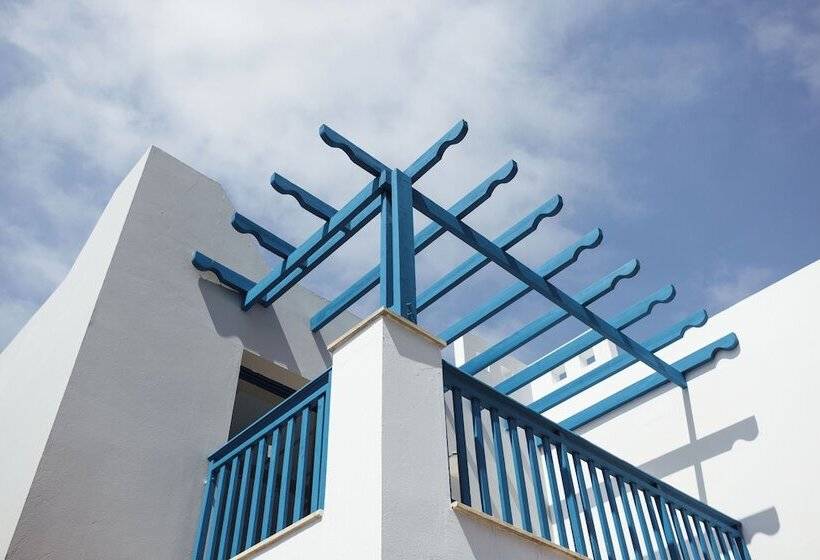 Marismare Apartments